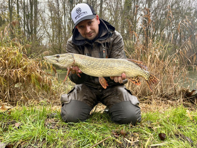 TEST: Geoff Anderson v akcii! Ako sa spr�va oble�enie pri love ���k v da�di a kaprov v mraze?