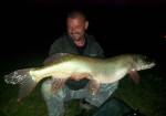 Tím Tandem Baits s nebodovaným 106 cm úlovkom 