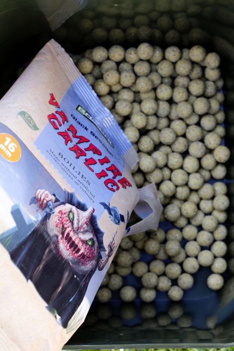 Boilies Radical Vampire Garlic 1kg