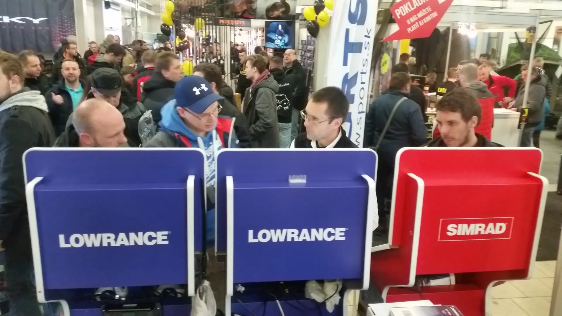 T�m SPORTS Slovakia na v�stave lodn�ch sonarov Lowrance a Simrad