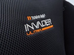 Leh�tko Invader Ultra Black 8 nohov�