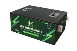 L�tiov� bat�ria s ohrevom a Bluetooth monitoringom