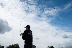  Sportex Lax RS-2 ohyb ryb�rskeho pr�ta pri nahadzovan� n�strahy