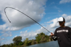 Ohyb pr�ta SPORTEX Nova RS-3 Baitcast pri zdol�van� ryby