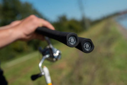  Detailn� z�ber na koncovku rukov�te pr�tu Sportex Rapid RS-2 Float