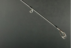  Detail loga a ozna�enia modelu na pr�te Sportex Revolt Spin RS-2 Ultra Light