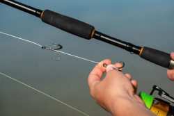  Bezpe�n� upevnenie h��ika na �chyt pr�tu Sportex